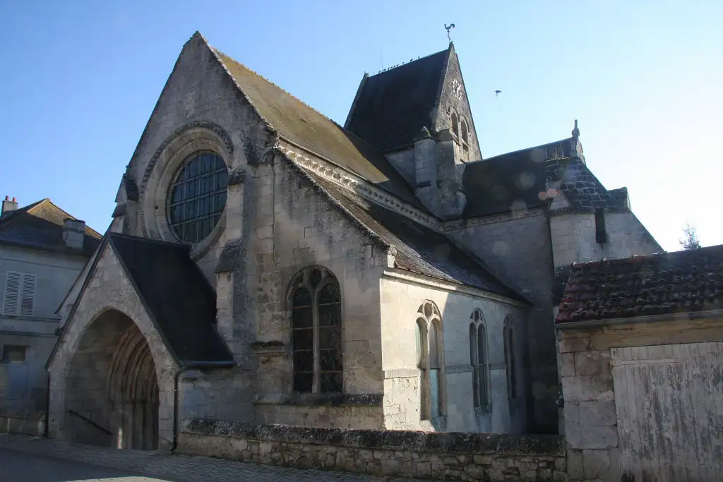 Eglise Saint-Léger de Vauciennes (Oise)