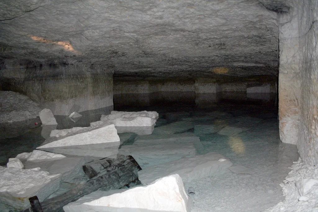 Cavité souterraine de Saint-Martin-le-Nœud